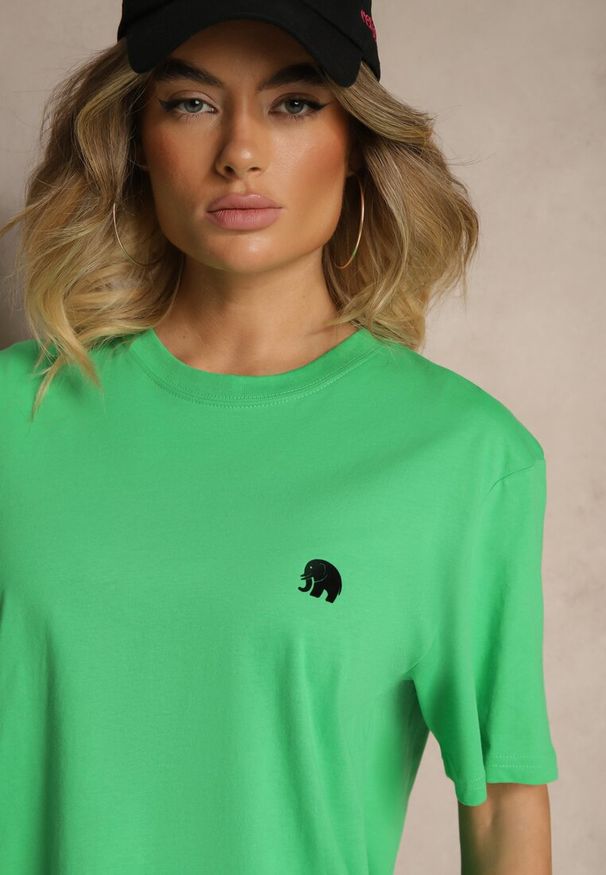 Renee - Zielona Bawełniana Koszulka T-shirt z Małym Słonikiem Laniriel. Okazja: na co dzień. Kolor: zielony. Materiał: bawełna. Styl: klasyczny, elegancki, casual