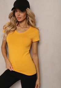 Renee - Żółty T-shirt Mirasura. Kolor: żółty. Materiał: dzianina. Długość rękawa: krótki rękaw. Długość: krótkie. Wzór: gładki