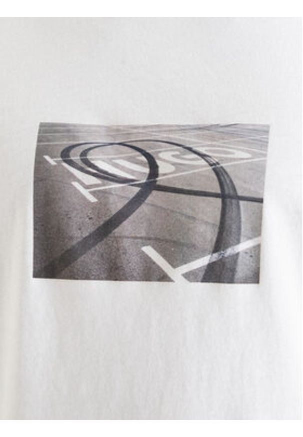 Hugo - HUGO T-Shirt Dostino 50557674 Écru Regular Fit. Kolor: kremowy. Materiał: bawełna