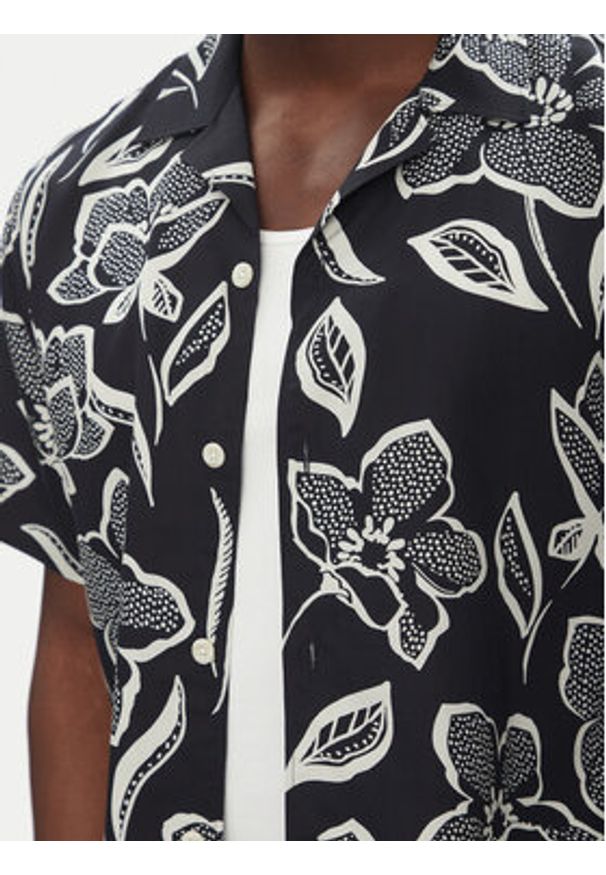 Lindbergh Koszula 30-203707 Czarny Regular Fit. Kolor: czarny. Materiał: lyocell