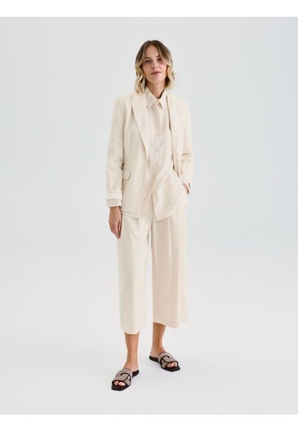 Reserved - Marynarka z lnem - beżowy. Kolor: beżowy. Materiał: len
