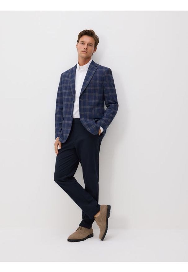 Reserved - Marynarka slim fit w kratę - granatowy. Kolor: niebieski. Materiał: tkanina, wiskoza