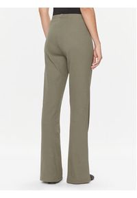 Calvin Klein Jeans Spodnie materiałowe J20J222598 Zielony Straight Fit. Kolor: zielony. Materiał: bawełna #2