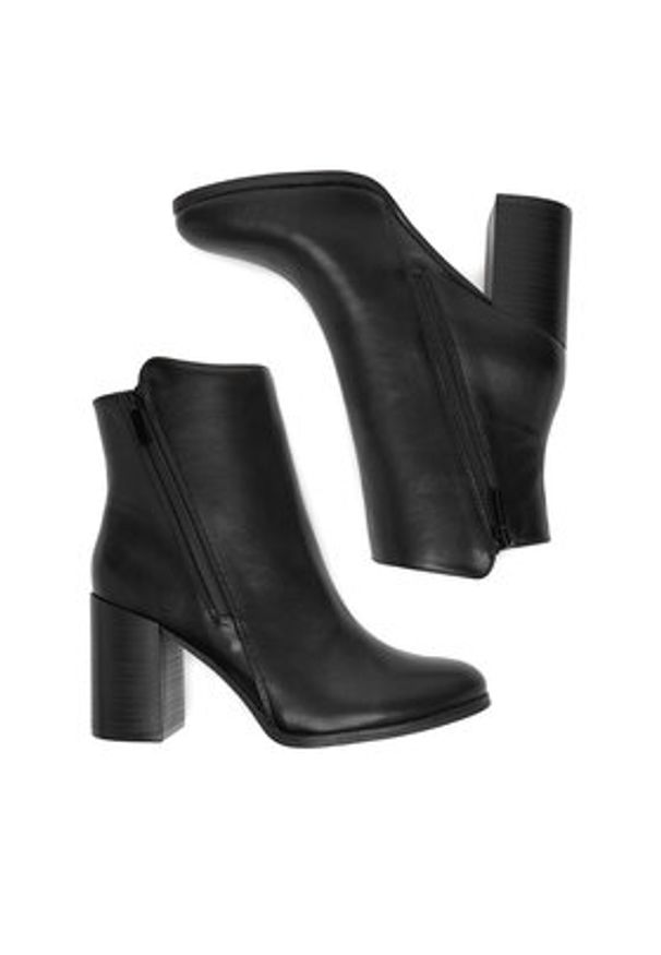 Clara Barson Botki CEO-WS19362-02 Czarny. Kolor: czarny. Materiał: skóra