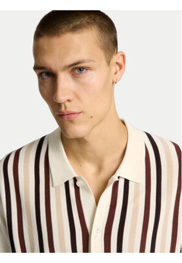 Selected Homme Sweter 16096371 Beżowy Regular Fit. Kolor: beżowy. Materiał: bawełna