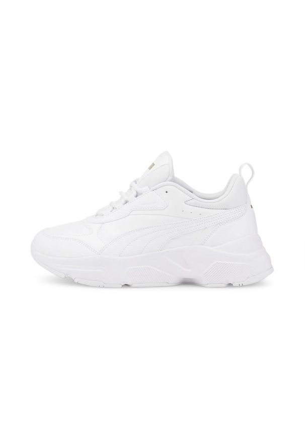 Buty Puma Cassia SL, Kobiety. Kolor: biały. Materiał: guma, tkanina, skóra ekologiczna, materiał, syntetyk. Sport: turystyka piesza