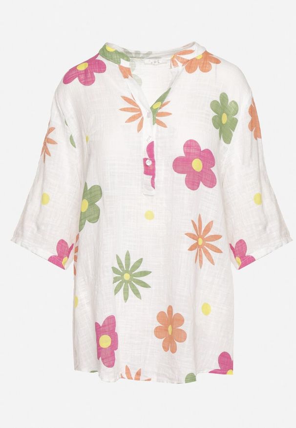 Born2be - Biała Koszula z Lnu i Bawełny w Kwiaty z Krótkim Rękawem Ambubia. Okazja: na co dzień. Typ kołnierza: dekolt w kształcie V. Kolekcja: plus size. Kolor: biały. Długość: krótkie. Wzór: kwiaty. Materiał: len, bawełna. Długość rękawa: krótki rękaw. Sezon: lato. Styl: casual