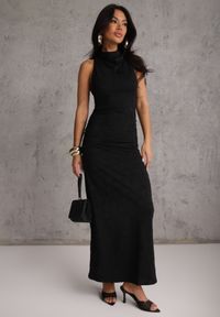 Renee - Czarna Koktajlowa Sukienka Bez Rękawów z Dodatkiem Wiskozy i Dekoltem Woda Cahrieth. Typ kołnierza: dekolt woda. Kolor: czarny. Materiał: wiskoza. Długość rękawa: bez rękawów. Wzór: kropki. Styl: wizytowy. Długość: mini #6