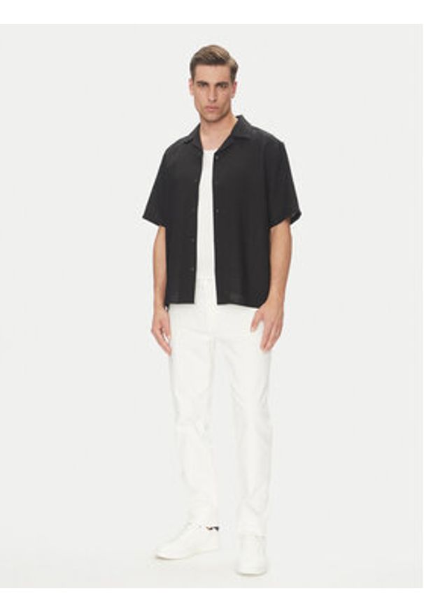 Calvin Klein Koszula LV04LC127G Czarny Regular Fit. Kolor: czarny. Materiał: len