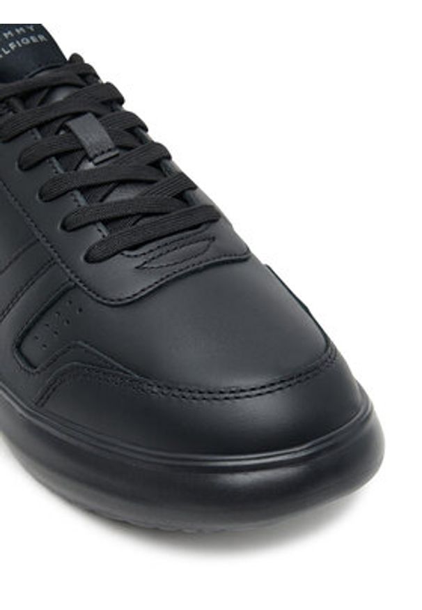 TOMMY HILFIGER - Tommy Hilfiger Sneakersy Modern Lightcup FM0FM05529 Czarny. Kolor: czarny. Materiał: skóra
