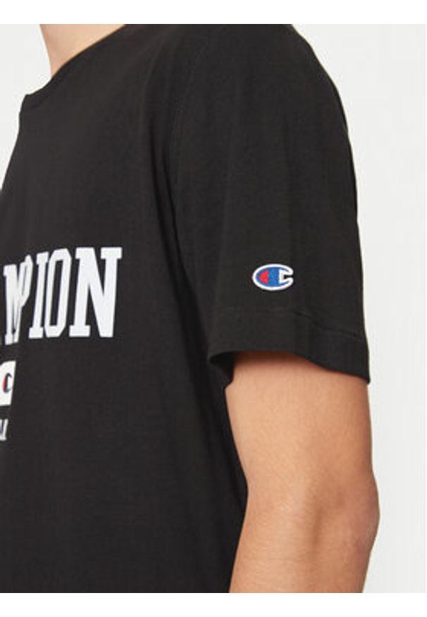 Champion T-Shirt 220432 Czarny Regular Fit. Kolor: czarny. Materiał: bawełna