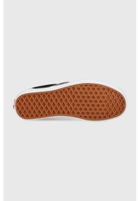 Vans tenisówki UA Classic Slip-On damskie kolor czarny. Nosek buta: okrągły. Zapięcie: bez zapięcia. Kolor: czarny. Materiał: guma #2
