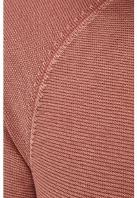 Only & Sons Sweter bawełniany męski kolor różowy. Okazja: na co dzień. Kolor: różowy. Materiał: bawełna. Długość rękawa: raglanowy rękaw. Styl: casual