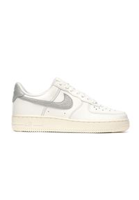 Buty sportowe damskie Nike W AIR FORCE 1 '07 ESS TRND DQ7569-100 37 1/2. Kolor: biały. Model: Nike Air Force