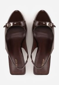 Born2be - Brązowe Lakierowane Sandały VICES na Szpilce z Odkrytą Piętą i Klamrą Haziel. Okazja: na co dzień. Zapięcie: klamry. Kolor: brązowy. Materiał: lakier. Wzór: koronka. Obcas: na szpilce. Styl: casual, elegancki #9