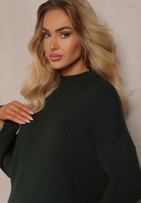 Renee - Ciemnozielona Sukienka Sweterkowa z Wiskozą Ozdobiona Wywiniętymi Rękawami Gebika. Okazja: na co dzień. Kolor: zielony. Materiał: wiskoza. Wzór: aplikacja. Typ sukienki: proste. Styl: elegancki, casual #5