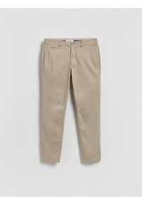 Reserved - Spodnie chino slim fit - beżowy. Kolor: beżowy. Materiał: tkanina, bawełna #1