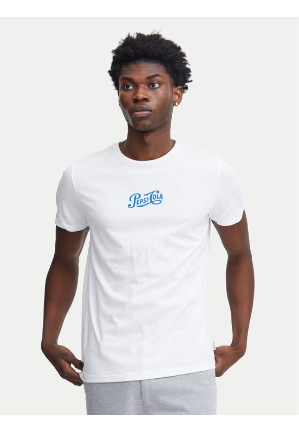 Blend T-Shirt 20716806 Biały Regular Fit. Kolor: biały. Materiał: bawełna