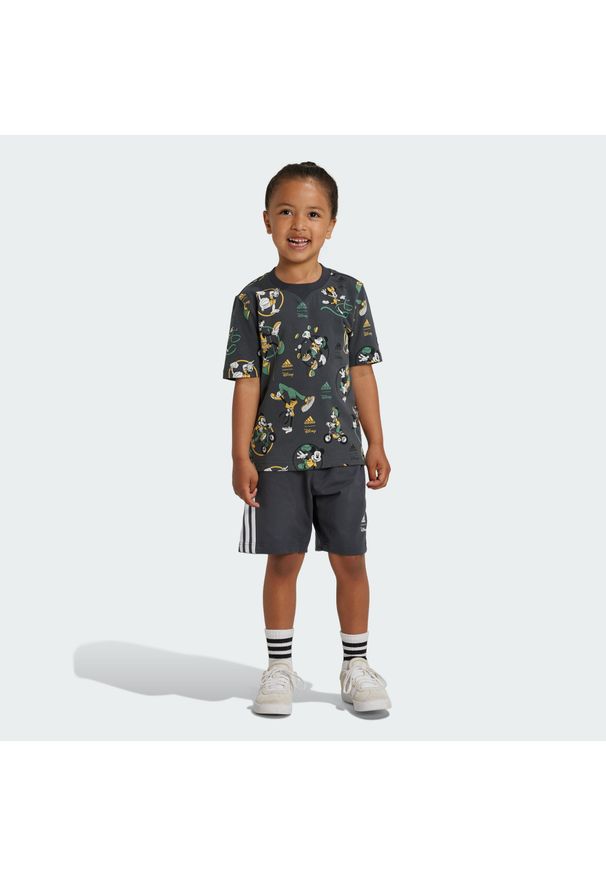 Adidas - Zestaw Disney Mickey Mouse Tee. Kolor: szary, wielokolorowy. Wzór: motyw z bajki. Styl: sportowy