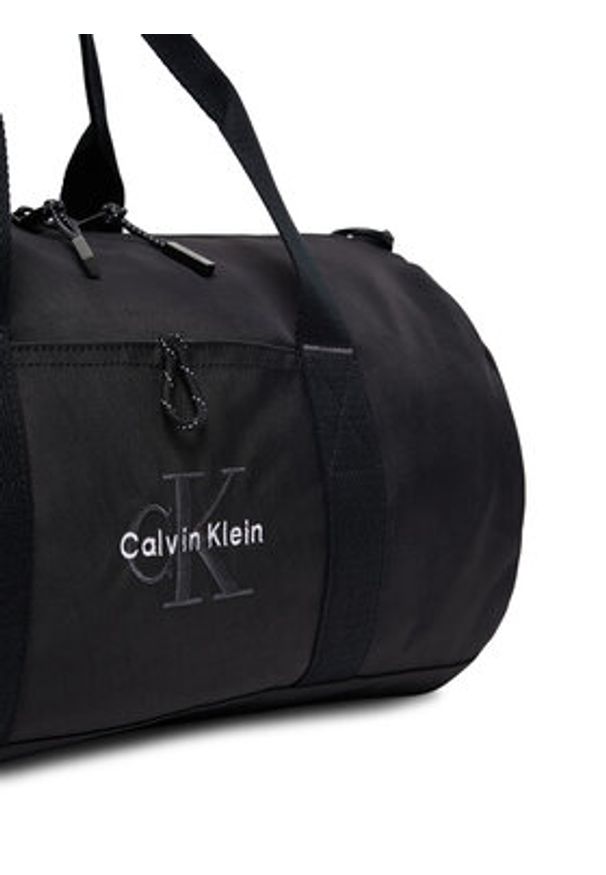 Calvin Klein Torba Bold Weekender LV04D3115G Czarny. Kolor: czarny. Materiał: materiał