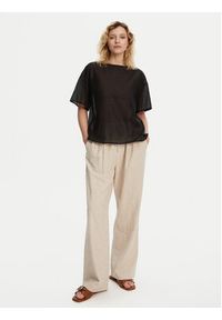 Bomboogie Bluzka SW9008TLYA5 Czarny Relaxed Fit. Kolor: czarny. Materiał: lyocell