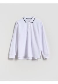Reserved - Bawełniany longsleeve polo - biały. Typ kołnierza: polo. Kolor: biały. Materiał: bawełna. Długość rękawa: długi rękaw