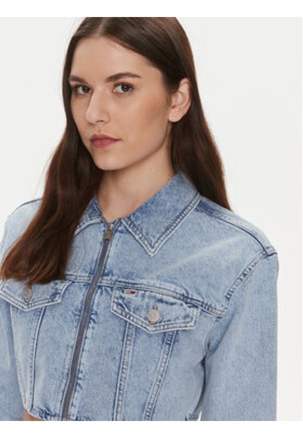 Tommy Jeans Kurtka jeansowa DW0DW17450 Niebieski Slim Fit. Kolor: niebieski. Materiał: bawełna