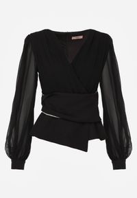 Born2be - Czarna Bluzka Kopertowa VICES z Dekoltem V Bufiastymi Rękawkami i Zaakcentowanymi Ramionami Tine. Okazja: na co dzień. Typ kołnierza: dekolt w kształcie V. Kolor: czarny. Materiał: jeans. Długość rękawa: krótki rękaw. Styl: casual, elegancki #5
