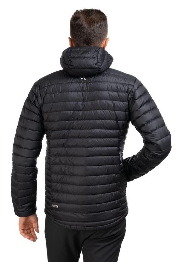 Kurtka puchowa męska Rab Microlight Alpine Jacket z kapturem. Typ kołnierza: kaptur. Kolor: czarny. Materiał: puch