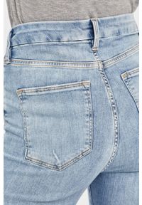 ANSWEAR - Answear - Jeansy Answear Lab. Stan: podwyższony. Kolor: niebieski. Materiał: jeans. Styl: wakacyjny #3