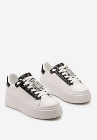 Born2be - Biało-Czarne Sneakersy Moraga. Zapięcie: sznurówki. Kolor: biały. Wzór: gładki. Obcas: na platformie #4