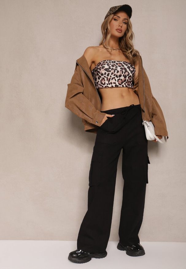Renee - Czarne Spodnie z Bawełny o Szerokim Kroju Cargo High Waist Katienne. Okazja: na co dzień, na spacer. Stan: podwyższony. Kolor: czarny. Materiał: bawełna. Styl: casual