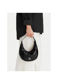 Torebka Calvin Klein. Kolor: czarny #1