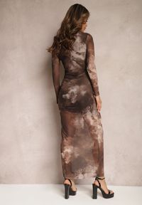 Renee - Brązowa Siateczkowa Sukienka Bodycon w Marmurkowy Wzór z Rozcięciem na Dole Valerimes. Kolor: brązowy. Materiał: tkanina. Typ sukienki: bodycon #3