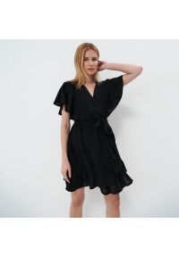 Mohito - Ażurowa sukienka - Czarny. Kolor: czarny. Wzór: ażurowy #1