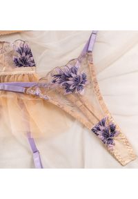 Intica - Komplet bielizny z delikatnymi zdobieniami na romantyczne wieczory Karri. Kolor: wielokolorowy. Materiał: materiał. Wzór: aplikacja #4