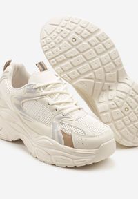 Renee - Beżowe Sneakersy Vices na Platformie Ozdobione Tłoczeniem Natiselle. Okazja: na co dzień. Kolor: beżowy. Materiał: jeans. Wzór: aplikacja. Obcas: na platformie #6