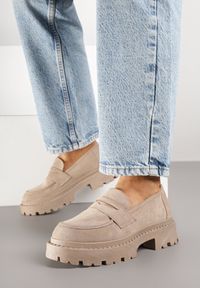 Born2be - Ciemnobeżowe Casualowe Mokasyny Vices na Grubej Podeszwie Viara. Okazja: na co dzień. Kolor: beżowy. Materiał: jeans. Styl: casual
