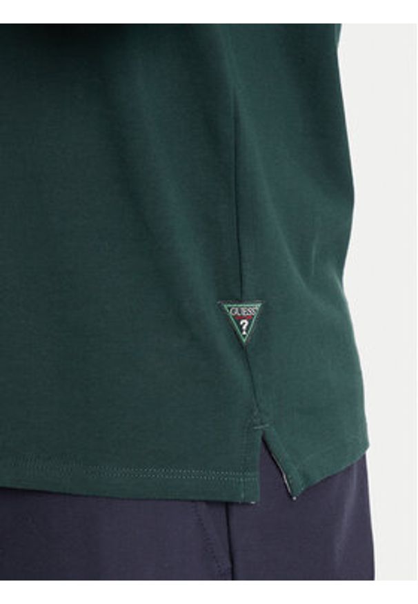 Guess Polo M5YP34 KCJV1 Zielony Regular Fit. Typ kołnierza: polo. Kolor: zielony. Materiał: bawełna