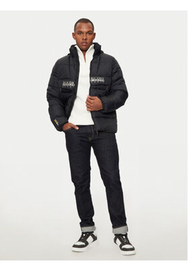 Napapijri Kurtka zimowa NP0A4I23 Czarny Regular Fit. Kolor: czarny. Materiał: syntetyk. Sezon: zima