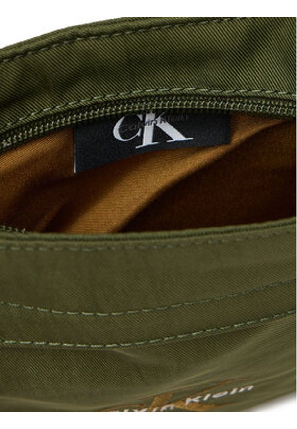 Calvin Klein Saszetka Bold Flatpack LV04D3178G Czarny. Kolor: czarny. Materiał: materiał