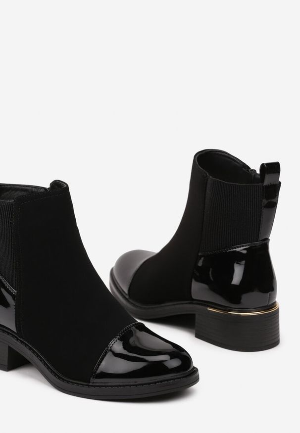 Born2be - Czarne Botki w Stylu Sztybletów z Lakierowanymi Wstawkami Tinnoria. Okazja: na co dzień. Kolor: czarny. Materiał: lakier. Obcas: na obcasie. Styl: casual, klasyczny. Wysokość obcasa: średni