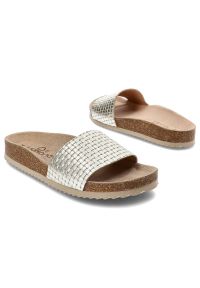 Srebrne Klapki Yokono Eleganckie Skórzane Buty Damskie. Kolor: srebrny. Materiał: skóra. Styl: elegancki #7