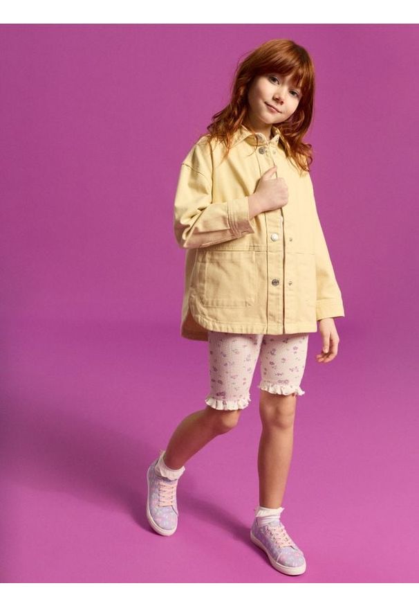 Sinsay - Jeansowa kurtka katana - kremowy. Kolor: kremowy. Materiał: jeans