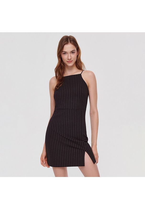 House - Dopasowana sukienka mini w prążki - Paski. Wzór: prążki, paski. Długość: mini