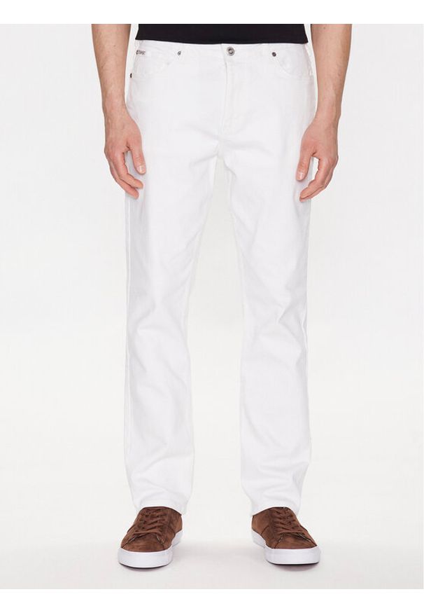 Lindbergh Jeansy 30-050003WHT Biały Loose Fit. Kolor: biały