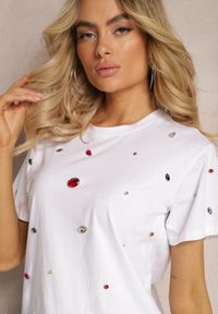 Renee - Biały T-shirt z Cyrkoniami w Różnych Kolorach Varcia. Okazja: na co dzień. Kolor: biały. Materiał: jeans. Styl: elegancki, casual #4