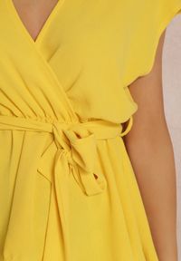 Renee - Żółta Bluzka Rhenippe. Kolor: żółty. Materiał: materiał, bawełna, jeans. Długość rękawa: bez rękawów. Wzór: jednolity. Styl: elegancki