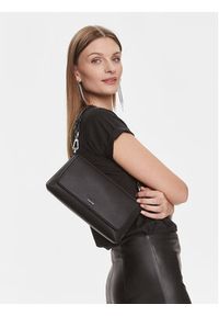 Calvin Klein Torebka Ck Must Shoulder Bag K60K611364 Czarny. Kolor: czarny. Materiał: skórzane #5