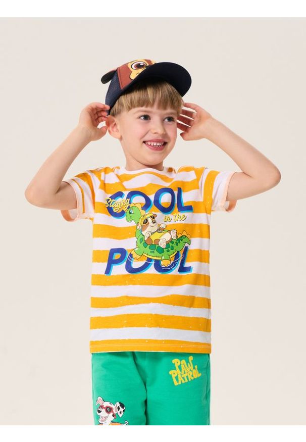 Sinsay - Koszulka w paski z kolorowym nadrukiem PAW Patrol - biały. Kolor: biały. Wzór: paski, kolorowy, nadruk